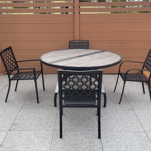 铁塑木圆桌steel plastic wood table