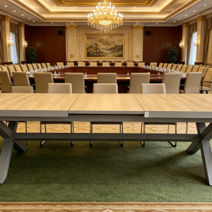 铝玻璃自动抽拉桌  Alu glass auto extension table